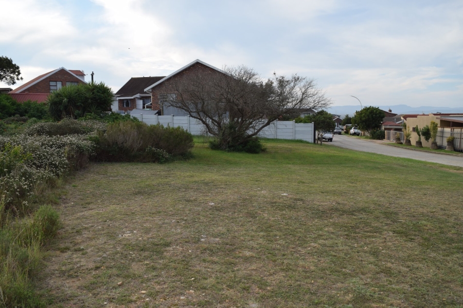  Bedroom Property for Sale in Wavecrest Eastern Cape